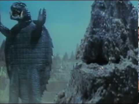GAMERA VS GUIRON
