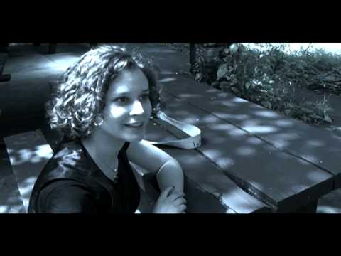 Blood Red Moon- trailer