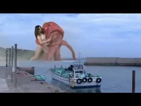 Giant Woman vs Big Octopus (Japon) 2011