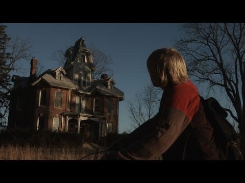 The House on Oak Street - Short Film about Halloween