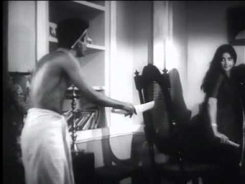 Kuthiravattam Pappu's debut scene in Bhargavi Nilayam (1964)